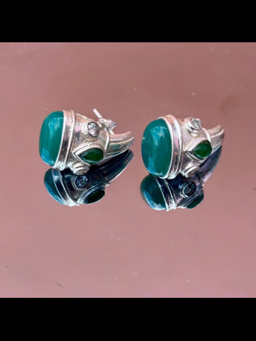 Stunning Natural Green Onyx Earrings : 925 sterling silver
